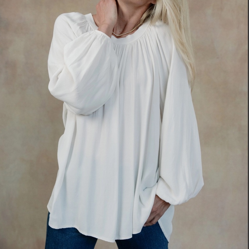 Cobblestone Blouse with Tie Back Bow - White - One Size
